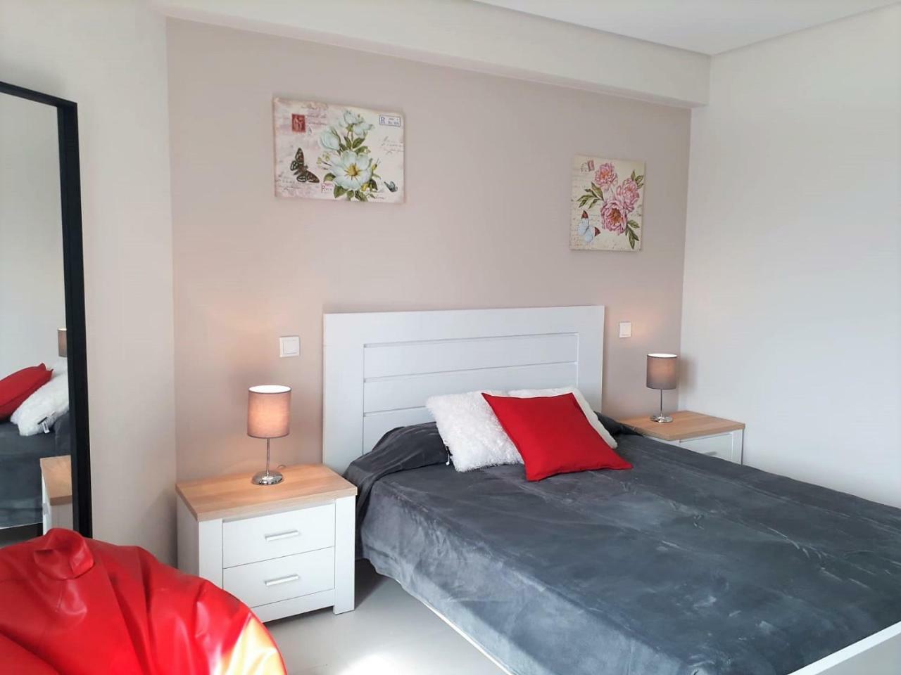 Abmar- Por-Do-Sol, Vista Mar, Remodelado, Wifi, 80Mt Praia Quarteira Exterior photo